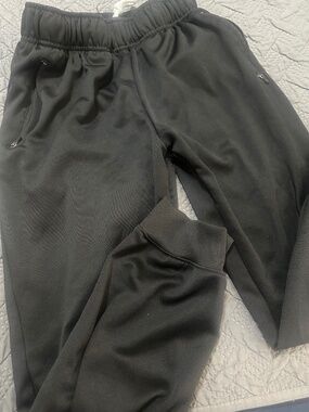 Black Joggers (listing #4)